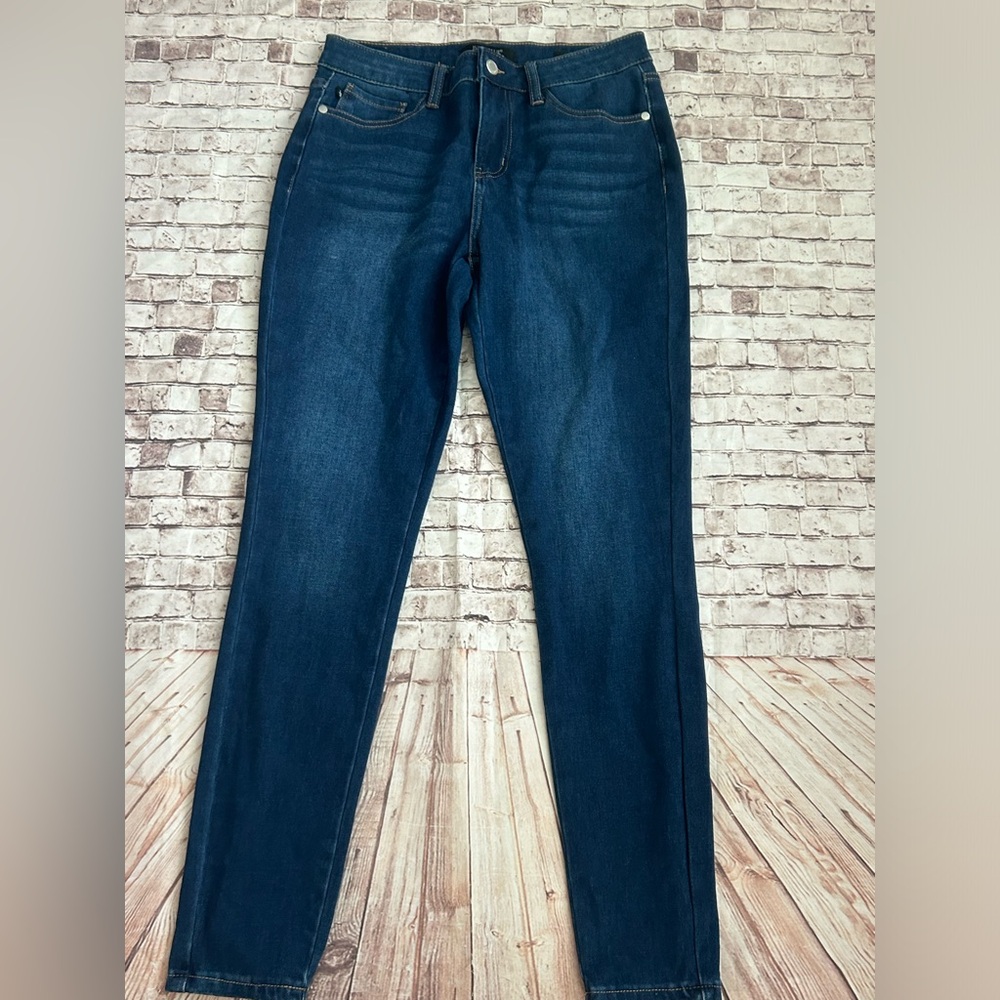 Judy Blue Skinny Fit Dark Jeans Size 5/27. Never worn.